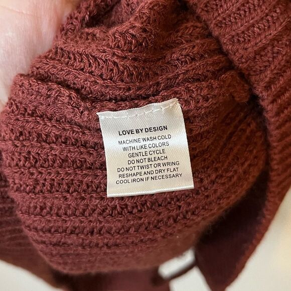 Love by Design Chunky Knit Tie Back Sweater Size Small - Picture 6 of 7